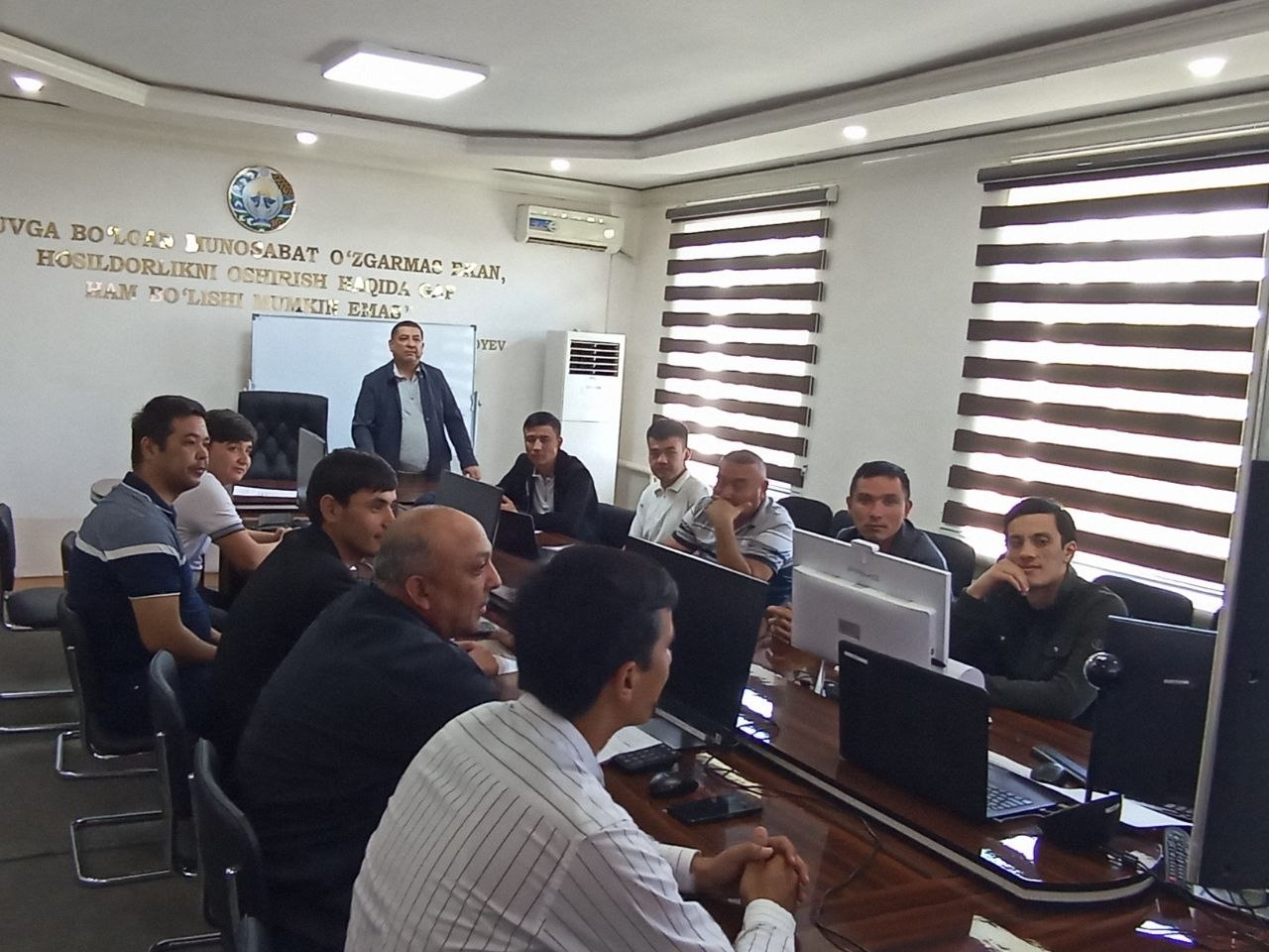 СУВ ТЕЖОВЧИ СУҒОРИШ ТЕХНОЛОГИЯЛАРНИ ЖОРИЙ ЭТИШ БЎЙИЧА АМАЛГА ОШИРИЛАЁТГАН ИШЛАР МУҲОКАМА ҚИЛИНДИ